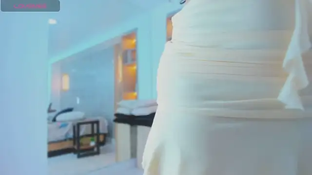 sabrina shark  online show from 10-30-25, 03:08