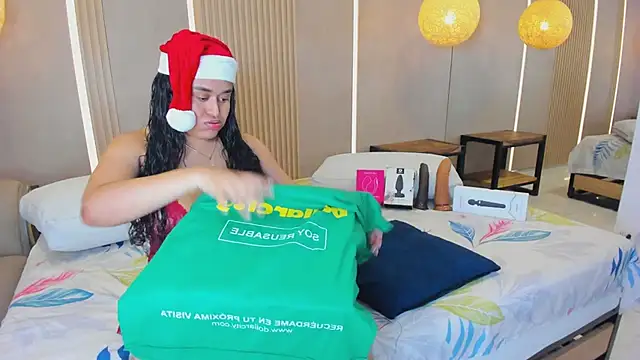 sabrina shark  online show from 12-15-25, 01:43