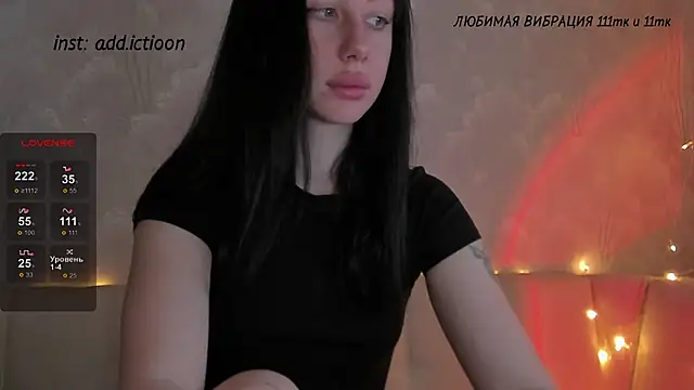 Snapshot of elena_addiction chatting on 12-20-24, 05:47 elena addiction online show from 12-20-24, 05:47
