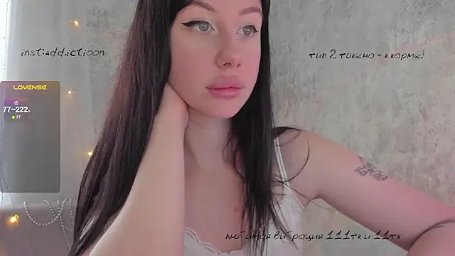 Snapshot of elena_addiction chatting on 01-31-25, 09:27 elena addiction online show from 01-31-25, 09:27