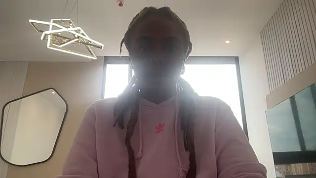 Snapshot of ChocolateCakeQueen chatting on 01-17-25, 03:22 ChocolateCakeQueen online show from 01-17-25, 03:22