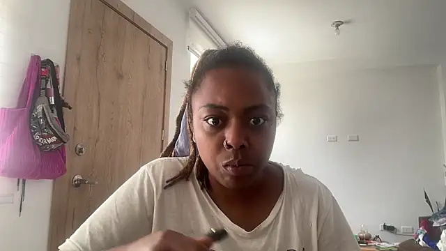 ChocolateCakeQueen online show from 11-02-25, 02:30