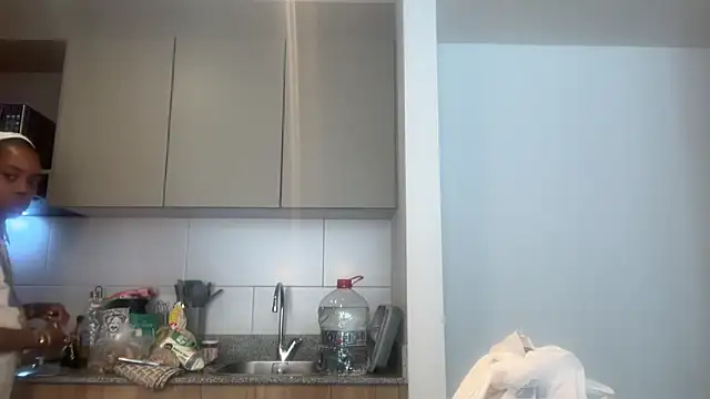 ChocolateCakeQueen online show from 12-01-25, 02:22