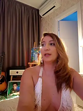 Snapshot of IreneHope chatting on 03-12-25, 03:40 IreneHope online show from 03-12-25, 03:40
