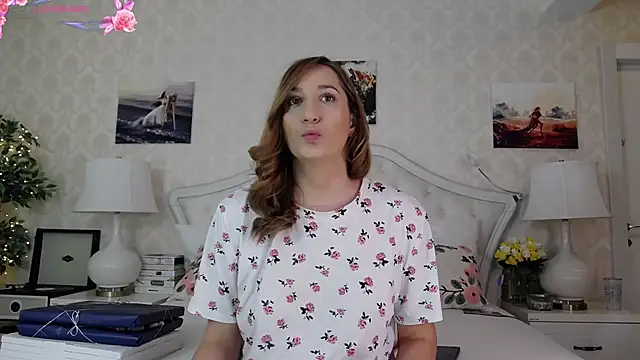 Snapshot of IreneHope chatting on 05-05-26, 12:13 IreneHope online show from 05-05-26, 12:13