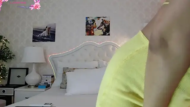 Snapshot of IreneHope chatting on 07-17-26, 09:38 IreneHope online show from 07-17-26, 09:38