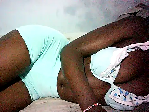 Snapshot of Sweetlolliy chatting on 02-24-25, 07:09 Sweetlolliy online show from 02-24-25, 07:09