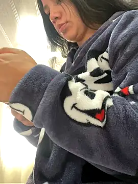 hannahb-e online show from 11-12-25, 06:52