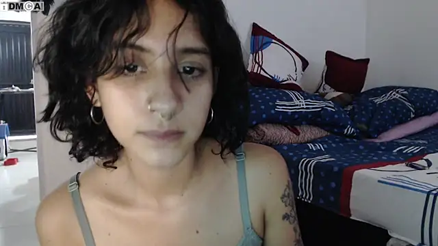 Snapshot of AlinaWoolf_ chatting on 11-05-25, 07:03 AlinaWoolf online show from 11-05-25, 07:03