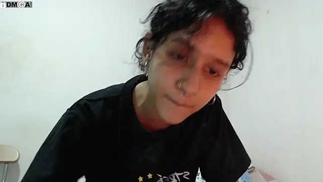 Snapshot of AlinaWoolf_ chatting on 01-15-26, 02:05 AlinaWoolf online show from 01-15-26, 02:05