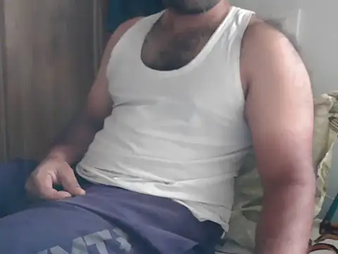 Snapshot of Tamil_Boy28 chatting on 05-03-26, 10:21 Tamil Boy28 online show from 05-03-26, 10:21