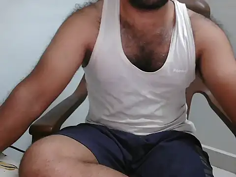 Snapshot of Tamil_Boy28 chatting on 05-05-26, 04:48 Tamil Boy28 online show from 05-05-26, 04:48