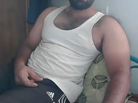 Snapshot of Tamil_Boy28 chatting on 05-12-26, 08:44 Tamil Boy28 online show from 05-12-26, 08:44