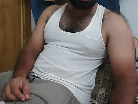 Snapshot of Tamil_Boy28 chatting on 05-28-26, 03:48 Tamil Boy28 online show from 05-28-26, 03:48