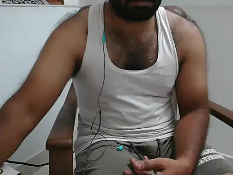 Snapshot of Tamil_Boy28 chatting on 05-28-26, 04:48 Tamil Boy28 online show from 05-28-26, 04:48