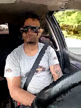 hecwil8 online show from 01-08-26, 12:29