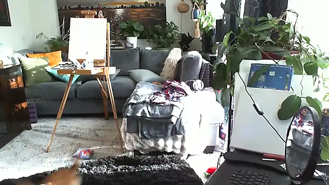 CeceilaMoon online show from 12-13-25, 09:42