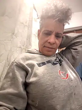 Snapshot of CeceilaMoon chatting on 02-20-26, 09:26 CeceilaMoon online show from 02-20-26, 09:26