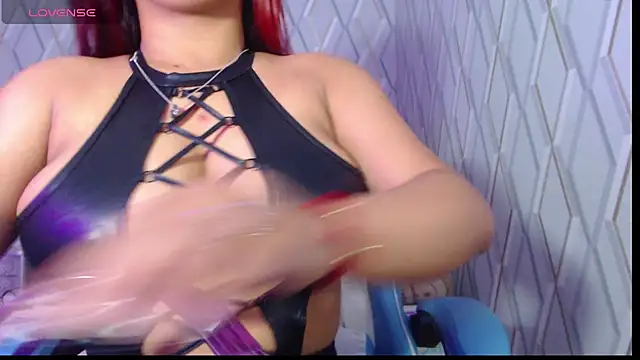 NicolleTaylor online show from 02-01-25, 12:18