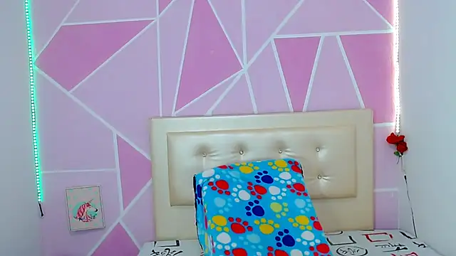 Snapshot of AngeDrty chatting on 12-18-25, 12:27 AngeDrty online show from 12-18-25, 12:27