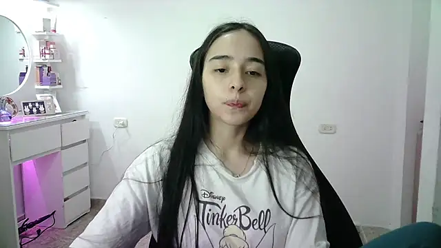 Snapshot of aineangeel chatting on 05-27-26, 12:51 aineangeel online show from 05-27-26, 12:51
