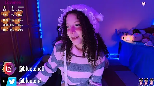 Snapshot of bluelen chatting on 09-14-25, 08:35 bluelen online show from 09-14-25, 08:35