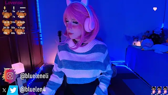 Snapshot of bluelen chatting on 09-18-25, 08:49 bluelen online show from 09-18-25, 08:49