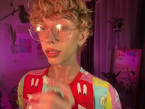 lyamthommpson online show from 02-24-26, 04:32