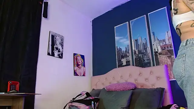 megan lover online show from 05-27-26, 01:35