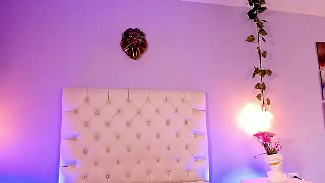 Snapshot of Brann_tadzio chatting on 01-06-25, 06:52 Brann tadzio online show from 01-06-25, 06:52