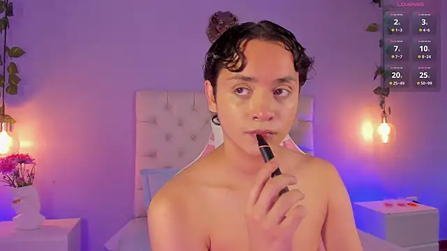 Snapshot of Brann_tadzio chatting on 01-30-25, 12:16 Brann tadzio online show from 01-30-25, 12:16