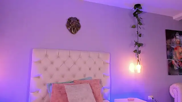 Snapshot of Brann_tadzio chatting on 02-11-25, 01:09 Brann tadzio online show from 02-11-25, 01:09