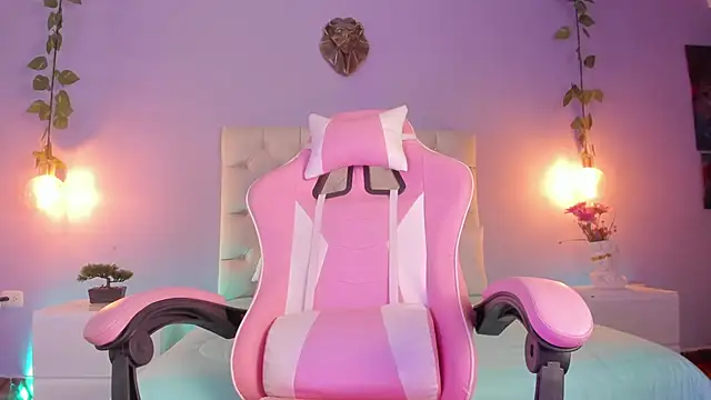 Snapshot of Brann_tadzio chatting on 03-16-25, 10:09 Brann tadzio online show from 03-16-25, 10:09