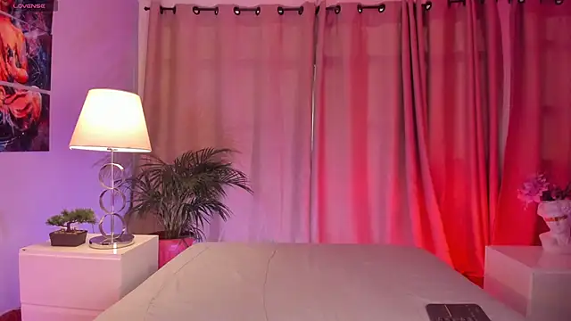 Snapshot of Brann_tadzio chatting on 09-08-25, 08:52 Brann tadzio online show from 09-08-25, 08:52