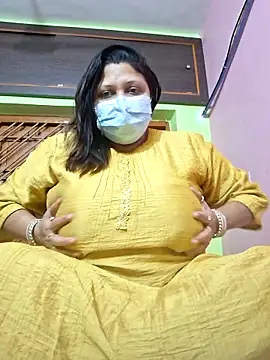 Snapshot of kunjan789 chatting on 01-18-25, 02:14 kunjan789 online show from 01-18-25, 02:14