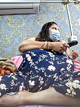 Snapshot of kunjan789 chatting on 02-11-25, 06:11 kunjan789 online show from 02-11-25, 06:11