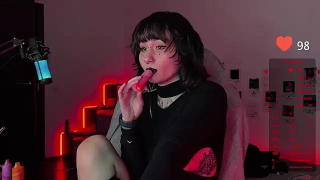 deadlysweet online show from 03-02-25, 11:53