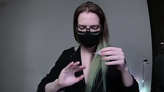 amber candyfloss online show from 12-21-24, 08:32