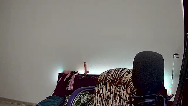 amber candyfloss online show from 03-12-25, 09:12