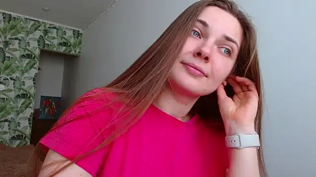 Olivia shine online show from 02-25-25, 05:41