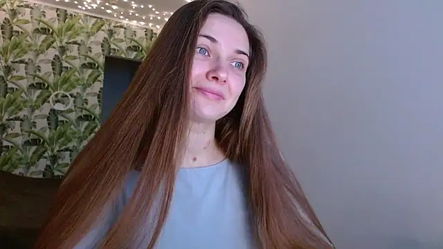 Olivia shine online show from 01-12-26, 05:23