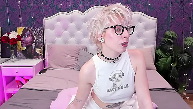  Moonlight t online show from 01-27-25, 11:22