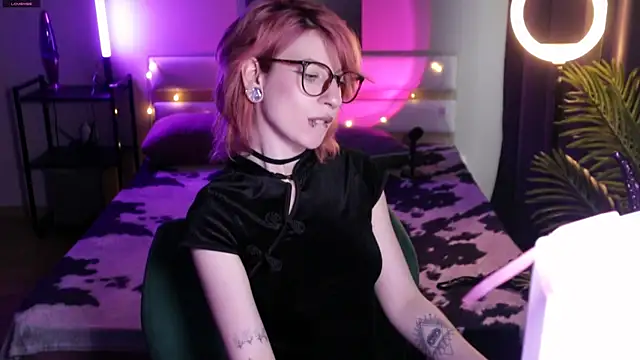  Moonlight t online show from 05-16-26, 06:43