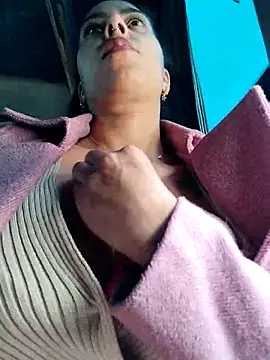 Emily Wane online show from 09-11-25, 04:40