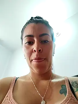 Emily Wane online show from 10-05-25, 02:59