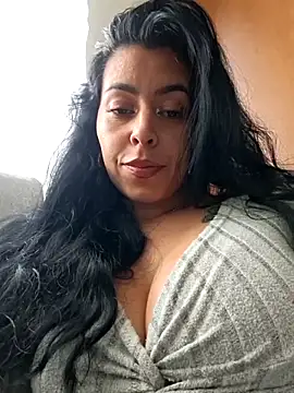 Snapshot of Emily_Wane chatting on 05-31-26, 07:04 Emily Wane online show from 05-31-26, 07:04
