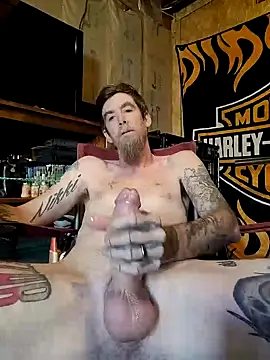 Snapshot of Sexadicks8184 chatting on 09-15-25, 01:44 Sexadicks8184 online show from 09-15-25, 01:44