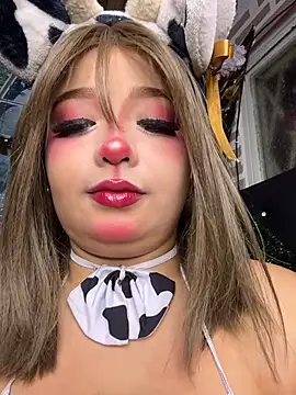 CharlotteMillers online show from 12-20-25, 02:51