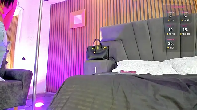 Snapshot of MeganFoxxi_ chatting on 03-30-26, 08:54 MeganFoxxi online show from 03-30-26, 08:54