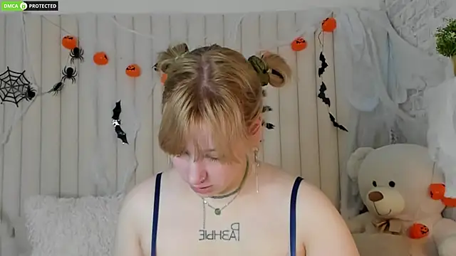 RachelCart online show from 10-20-25, 03:07